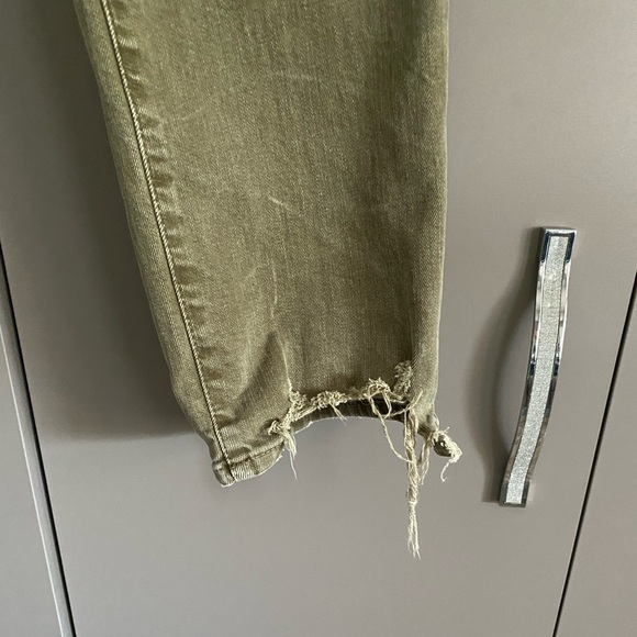 Frame Denim Le High Washed Moss Rips Distressed Straight Cropped Leg Jeans - Picture 7 of 11